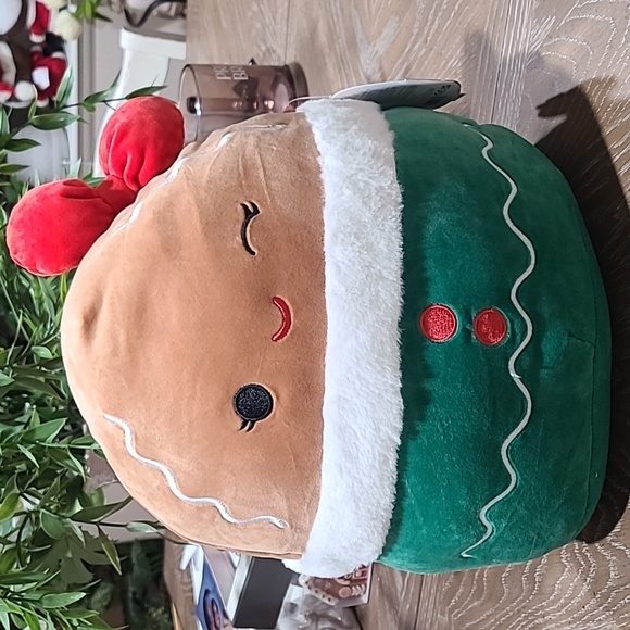 New Gingerbread couple squishmallows - Picture 5 of 7